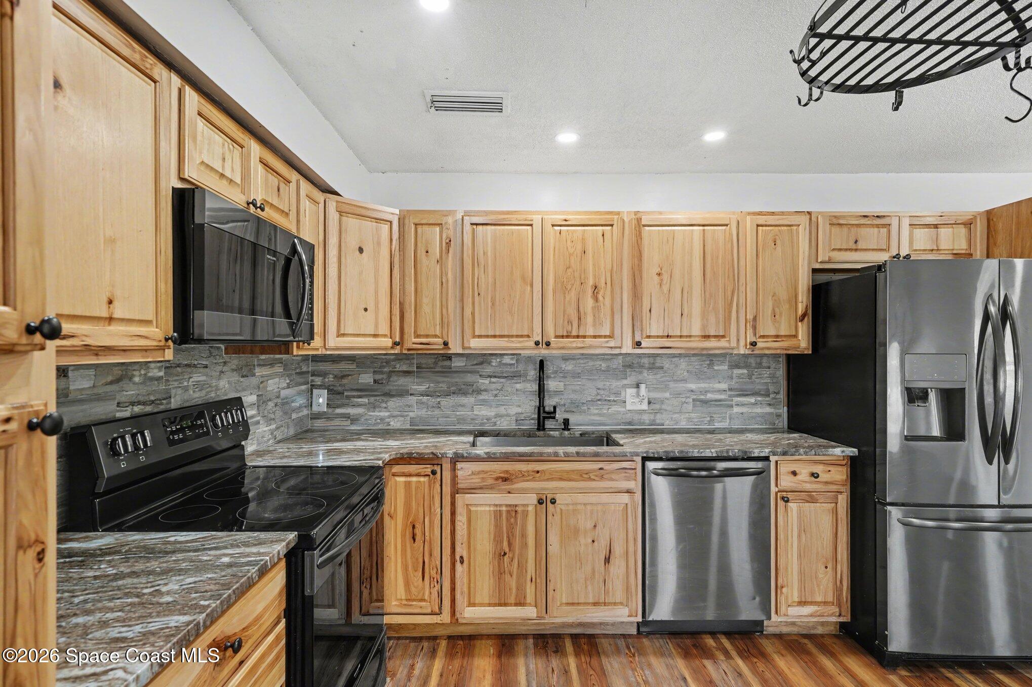 1341 Cindy Circle Melbourne, FL 32905 - Photo 14 of 30 012_file_1586