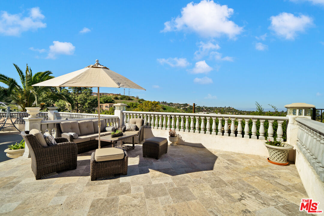5437 Middlecrest Road Rancho Palos Verdes, CA 90275 - Photo 23 of 32