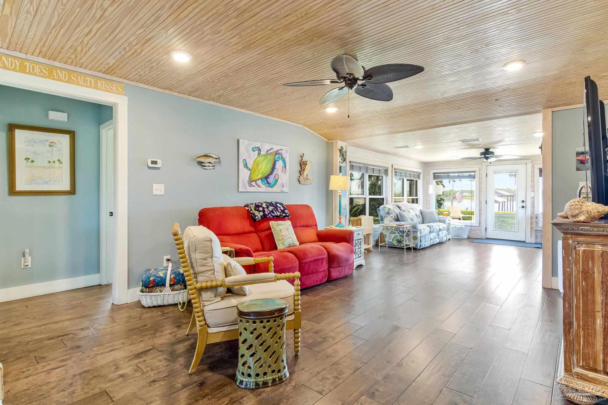 7631 Petersen Point Road Milton, FL 32583 - Photo 16 of 72