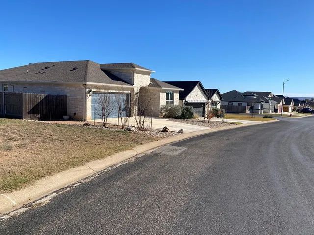 a view of the house with a outdoor space