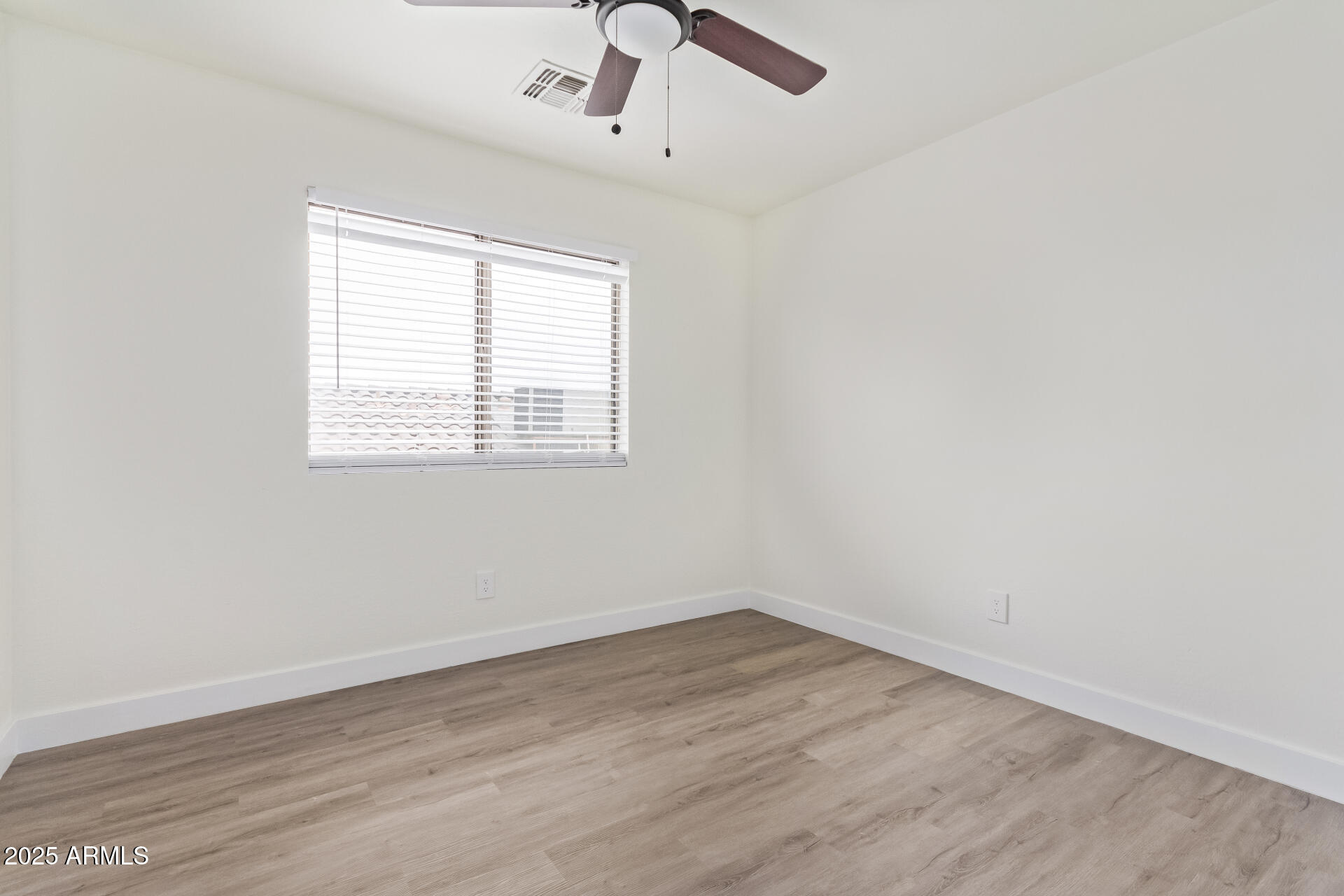 12474 West Redfield Road El Mirage, AZ 85335 - Photo 23 of 51 26 - Redfield