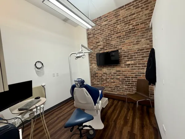 $1,150,000 | 134 West State Street, Sycamore, IL 60178