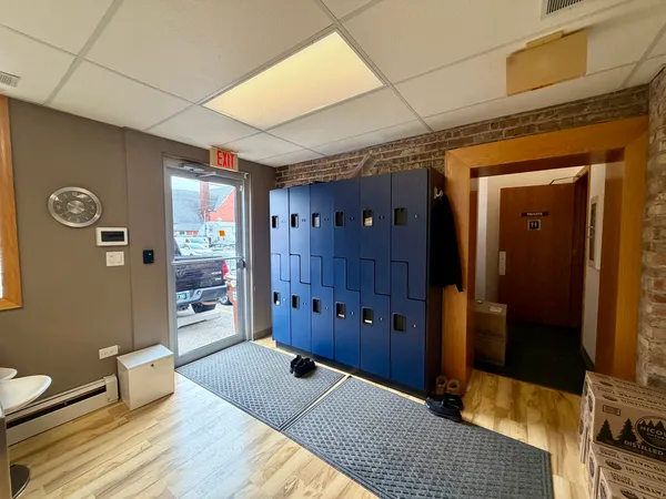 $1,150,000 | 134 West State Street, Sycamore, IL 60178