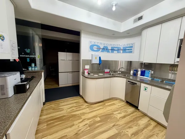 $1,150,000 | 134 West State Street, Sycamore, IL 60178