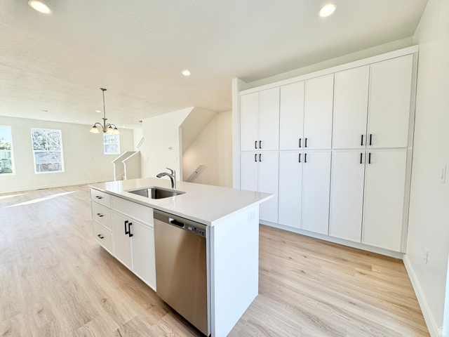 1650 North Main Street Layton, UT 84041 - Photo 7 of 25