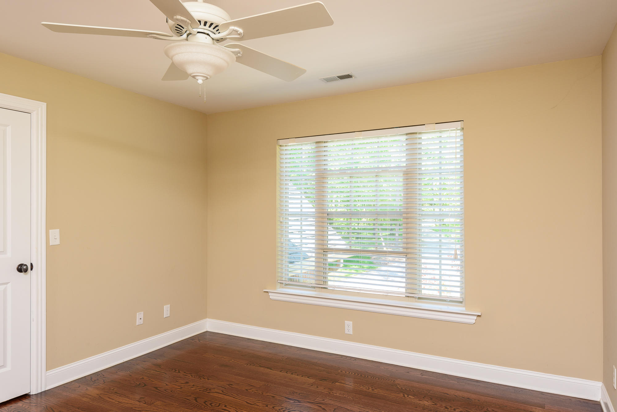 333 Horseshoe Road Signal Mountain, TN 37377 - Photo 32 of 40 bedthree_1
