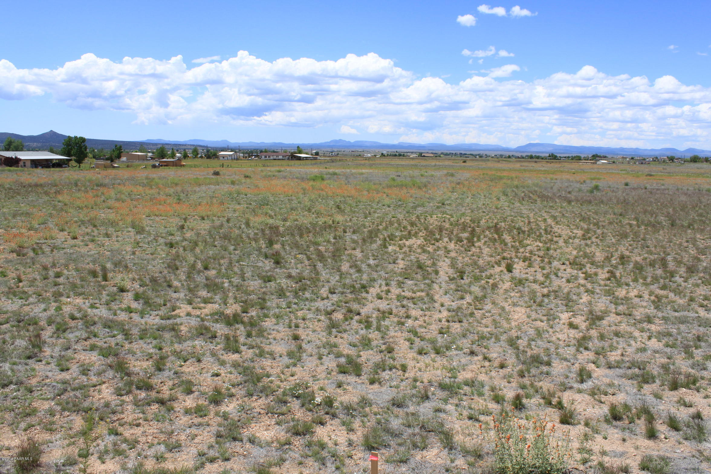 25580 North High Desert Road Paulden, AZ 86334 - Photo 8 of 18 a view of an ocean