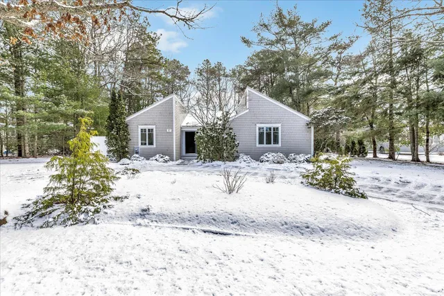 $1,293,000 | 97 Walton Heath Way, Mashpee, MA 02649