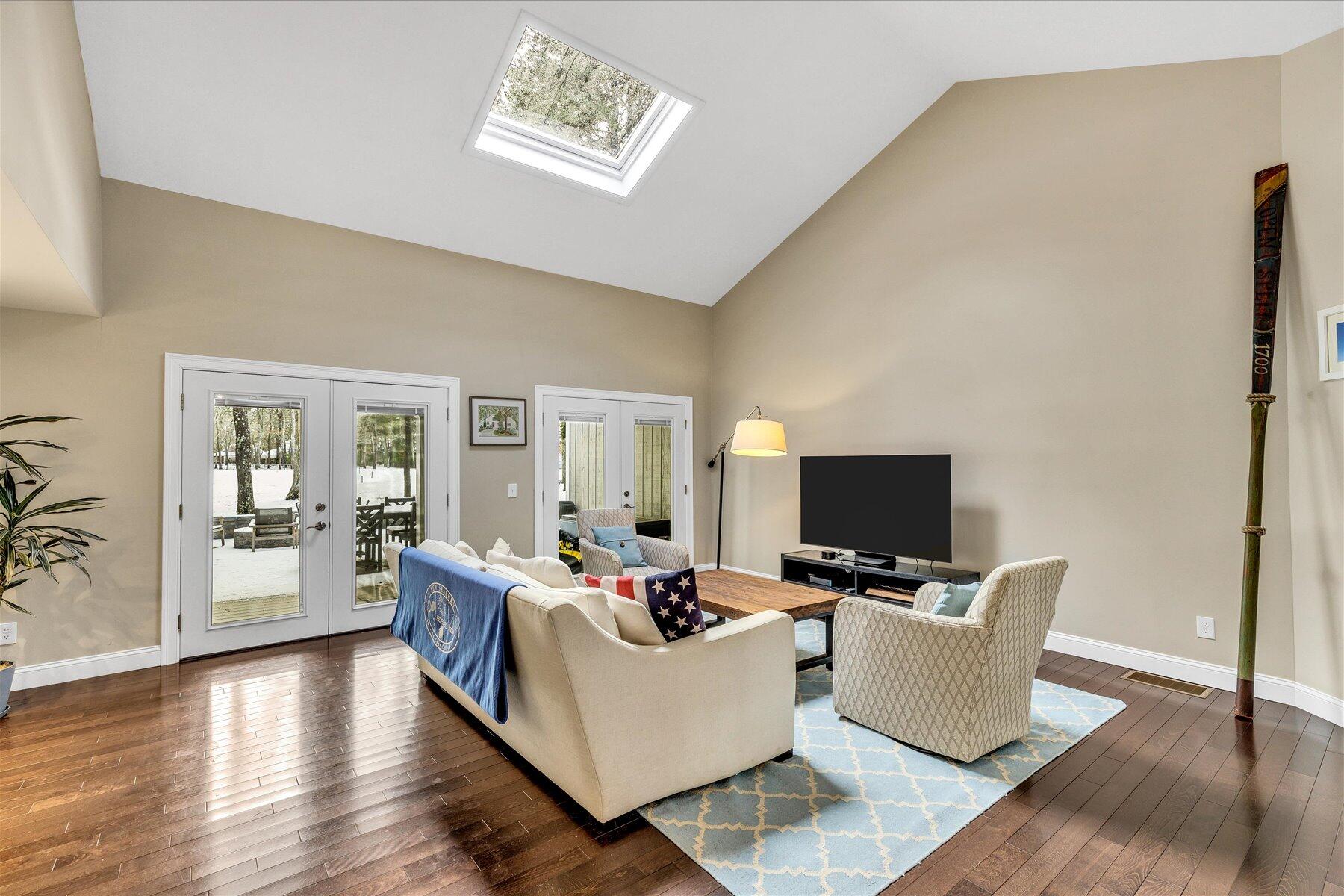 97 Walton Heath Way Mashpee, MA 02649 - Photo 3 of 50 Living Room