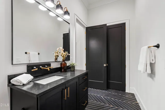 $2,750,000 | 1500 Favorwood Court, Raleigh, NC 27615