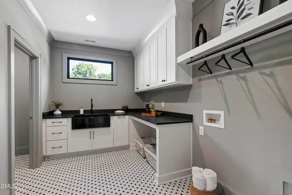 $2,500,000 | 1500 Favorwood Court, Raleigh, NC 27615