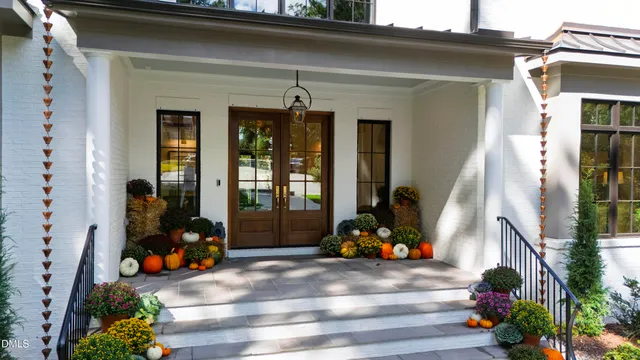 $2,750,000 | 1500 Favorwood Court, Raleigh, NC 27615