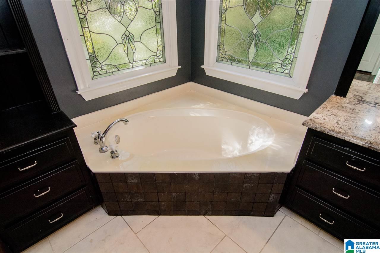 627 Bayhill Road Birmingham, AL 35244 - Photo 23 of 48
