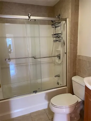 $1,700 | 50 Charpentier Avenue, Unit 1, Pawtucket, RI 02861