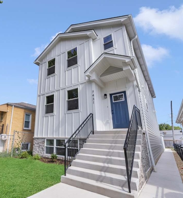 7431 West Forest Preserve Avenue Chicago, IL 60634 - Photo 1 of 36