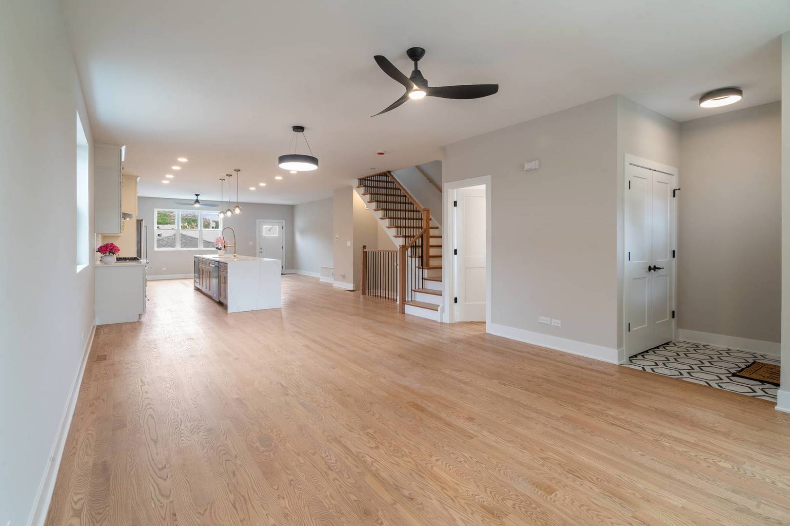 7431 West Forest Preserve Avenue Chicago, IL 60634 - Photo 14 of 36