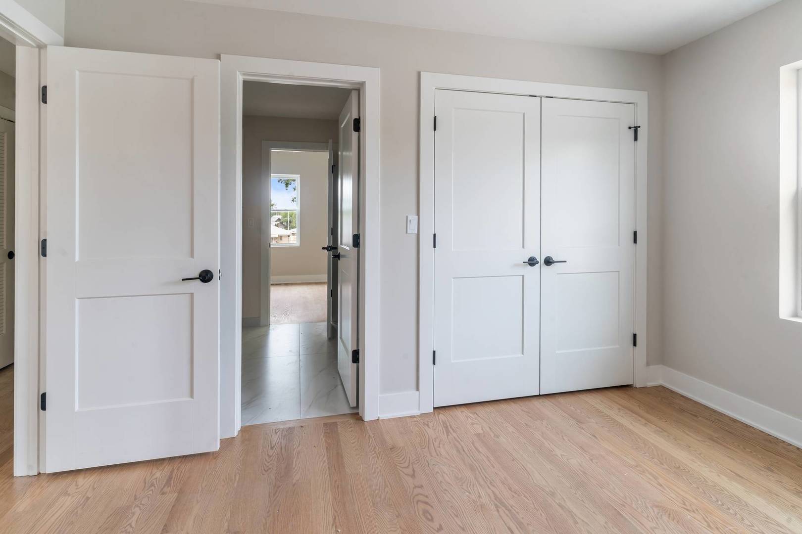 7431 West Forest Preserve Avenue Chicago, IL 60634 - Photo 23 of 36