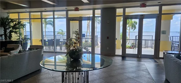 $2,300 | 2797 First Street, Unit 804, Fort Myers, FL 33916