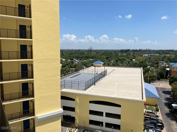 $2,300 | 2797 First Street, Unit 804, Fort Myers, FL 33916