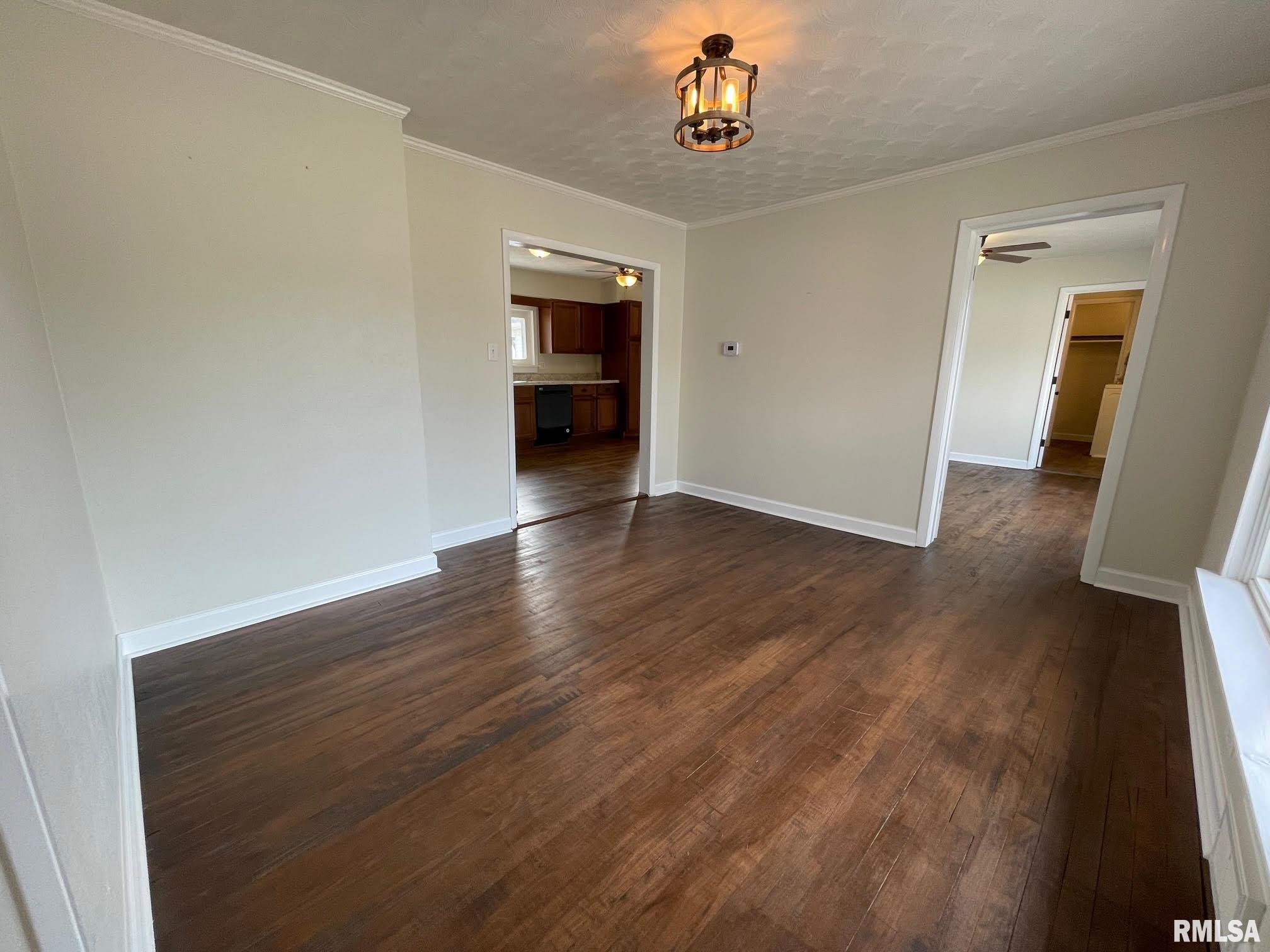 518 Bainbridge Road Marion, IL 62959 - Photo 5 of 26 Gallery Image 5