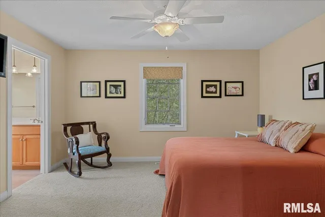 $499,900 | 28360 Quarton Road, Palmyra, IL 62674