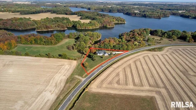 $499,900 | 28360 Quarton Road, Palmyra, IL 62674