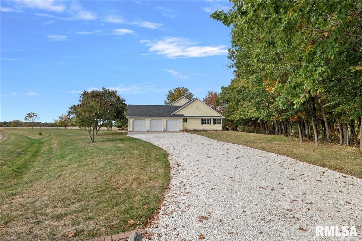 28360 Quarton Road Palmyra, IL 62674 - Photo 44 of 58