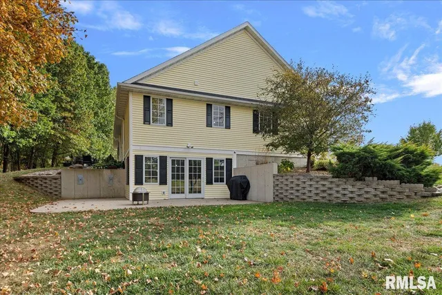 $499,900 | 28360 Quarton Road, Palmyra, IL 62674