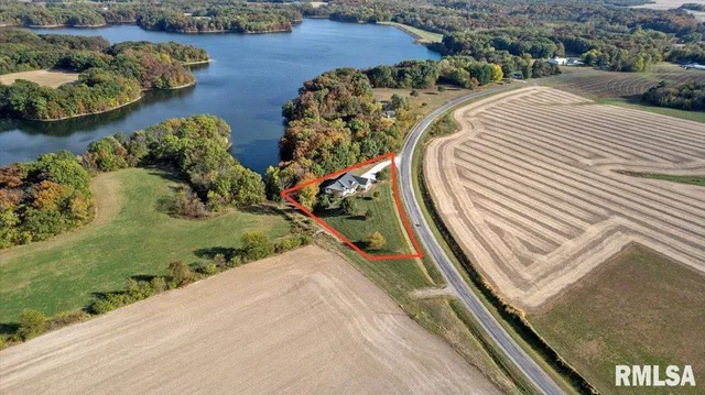 $499,900 | 28360 Quarton Road, Palmyra, IL 62674