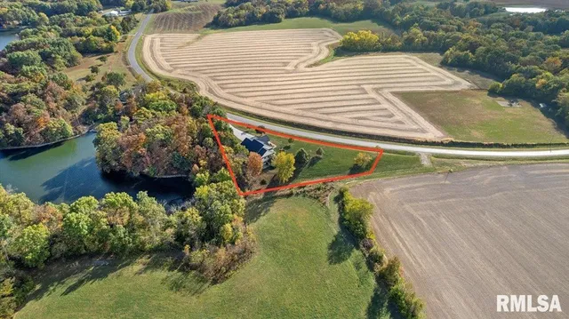 $499,900 | 28360 Quarton Road, Palmyra, IL 62674