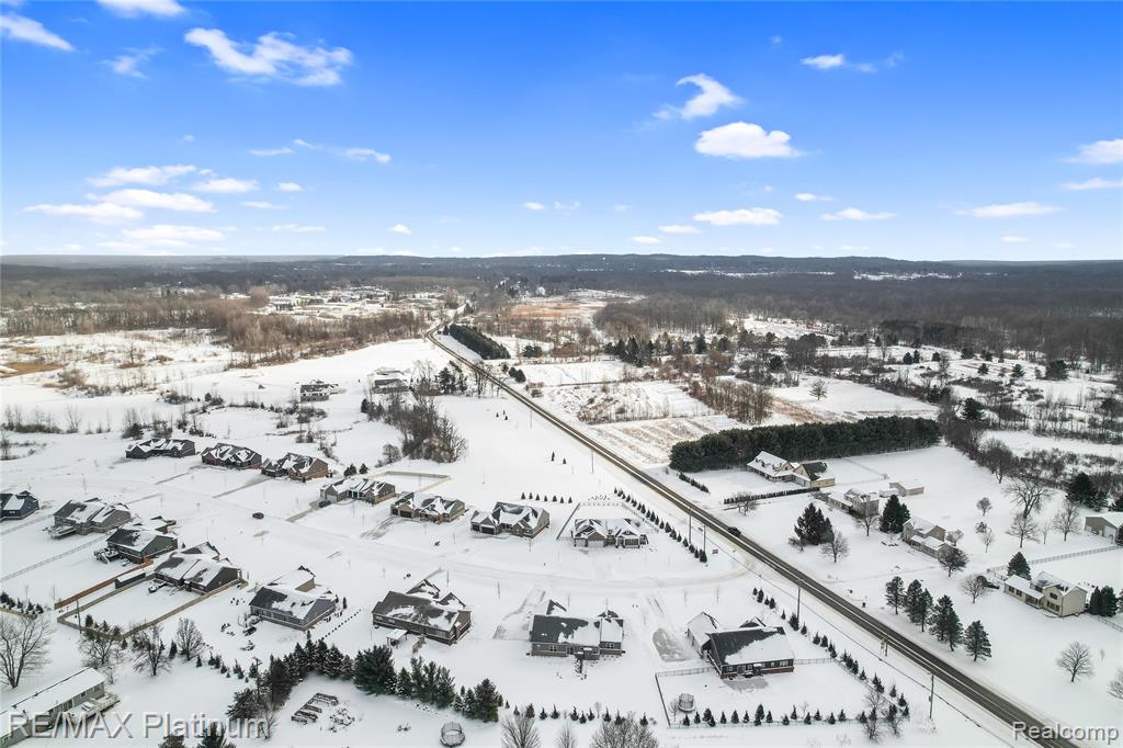 10029 Quarry Ridge Road Clarkston, MI 48346 - Photo 11 of 54 Gallery Image 11