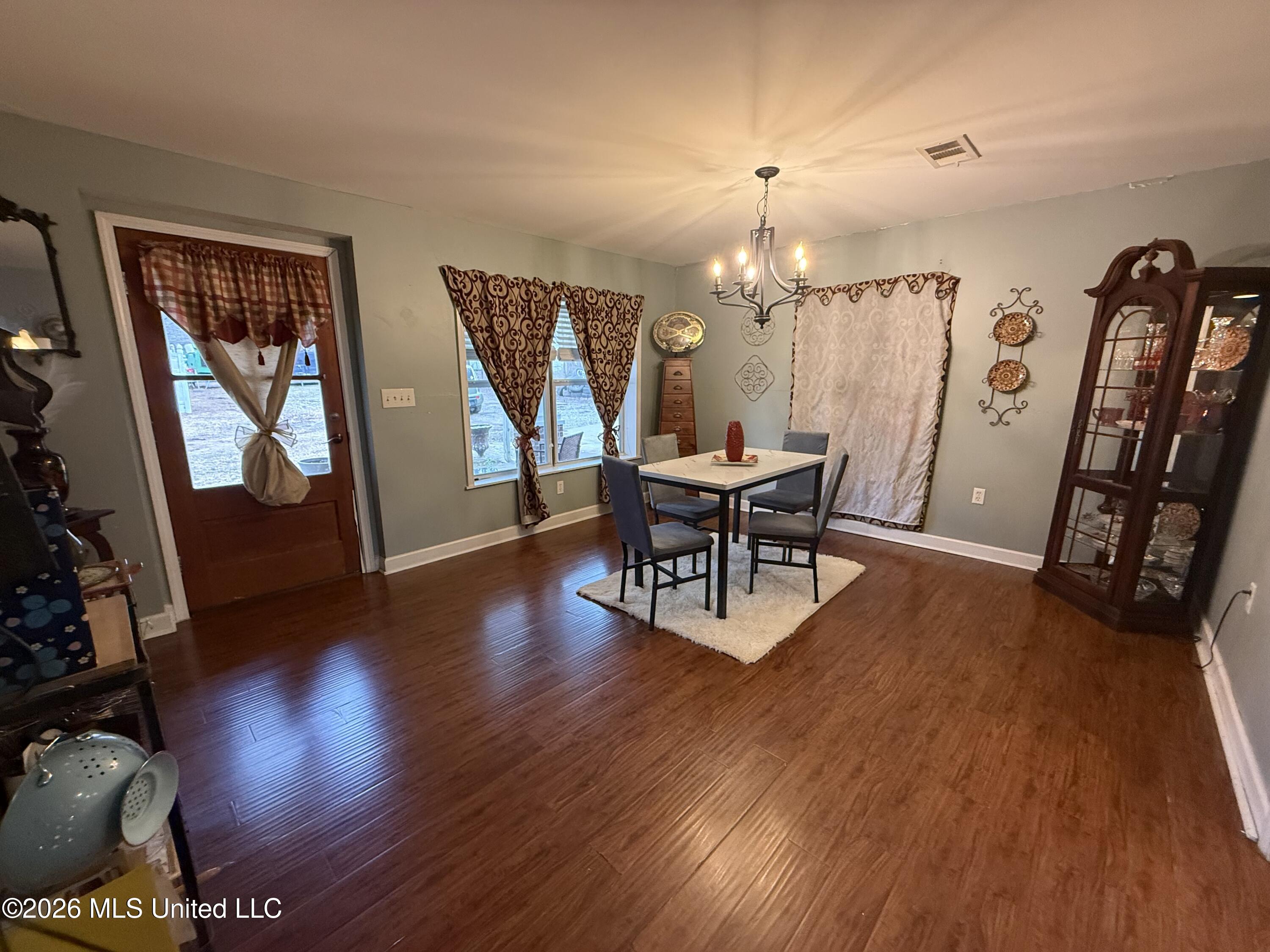 4964 Blossom Hill Road Morton, MS 39117 - Photo 6 of 22 IMG_0536