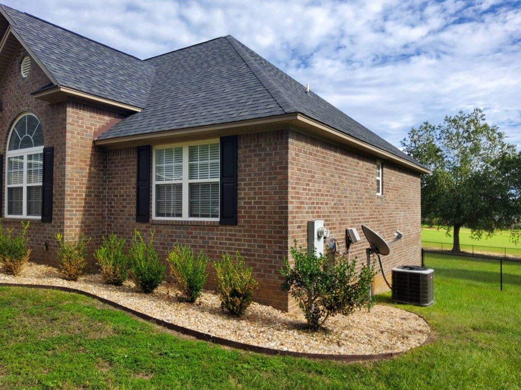 1385 Raccoon Road Sumter, SC 29154 - Photo 4 of 15 Gallery Image 4