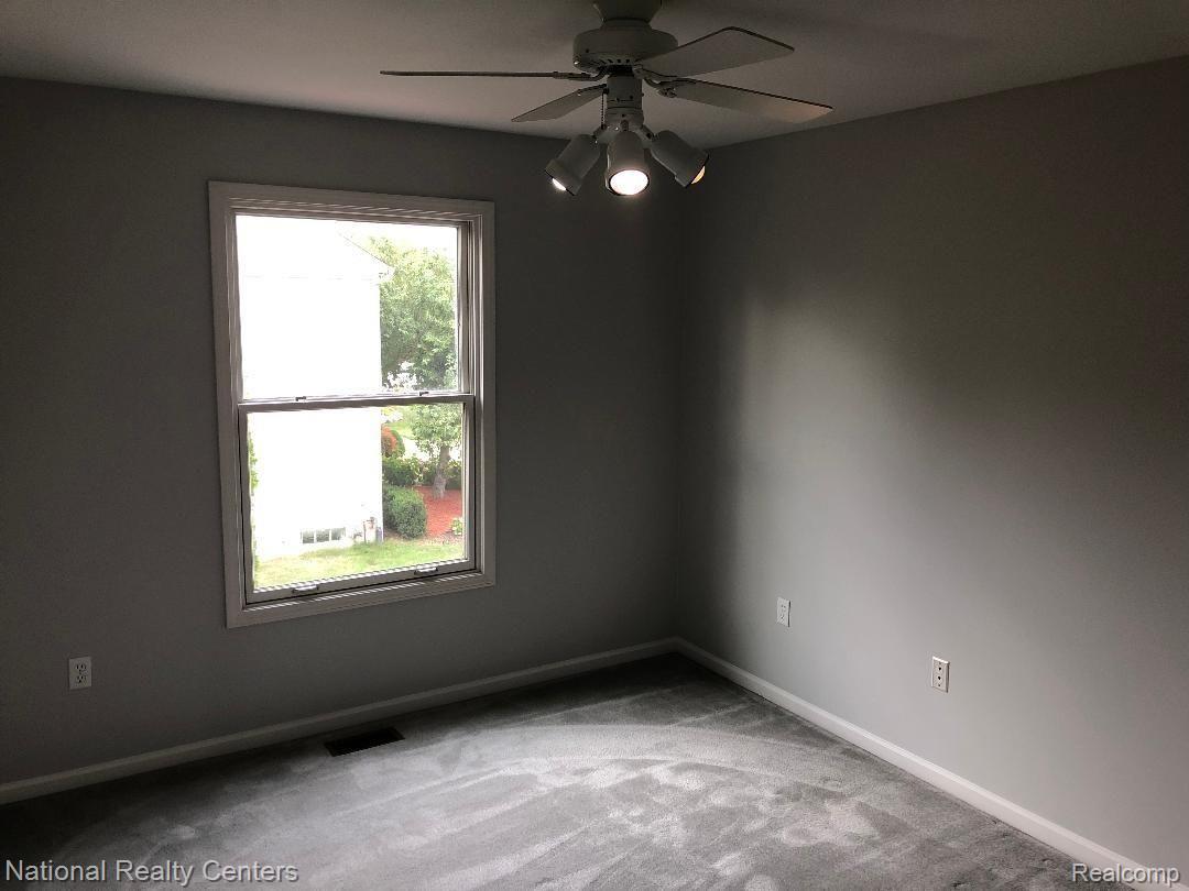 2871 Santia Road Troy, MI 48085 - Photo 21 of 35 thumbnail31.jpg