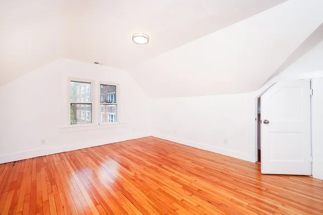 $4,200 | 5 Chauncy Street, Unit 3, Cambridge, MA 02138