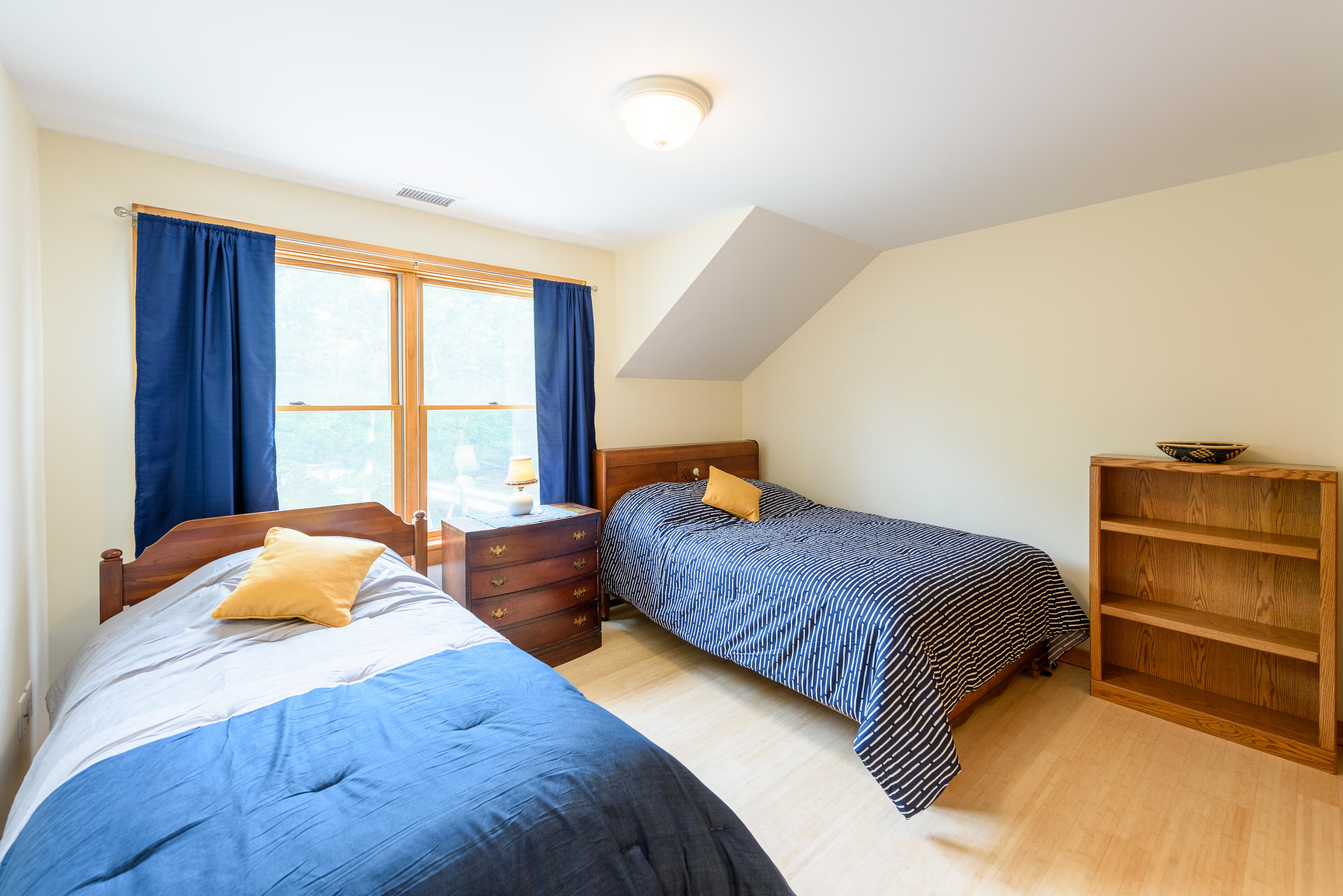 566 Scrubby Neck Road West Tisbury, MA 02568 - Photo 27 of 41 566 Scrubby Neck Rd-46