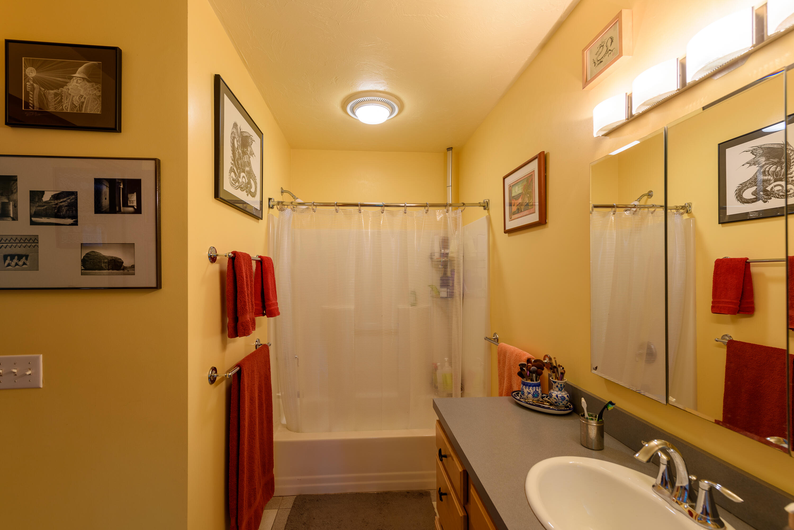 566 Scrubby Neck Road West Tisbury, MA 02568 - Photo 9 of 41 566 Scrubby Neck Rd-9