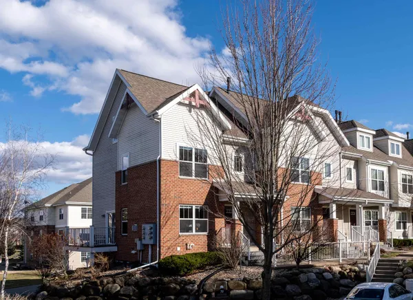 $359,000 | 719 Cricket Lane, Unit 6, Middleton, WI 53562