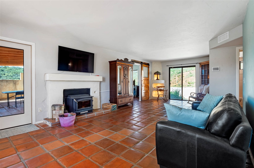 23085 Old Ranch Road Alpine, CA 91901 - Photo 7 of 25