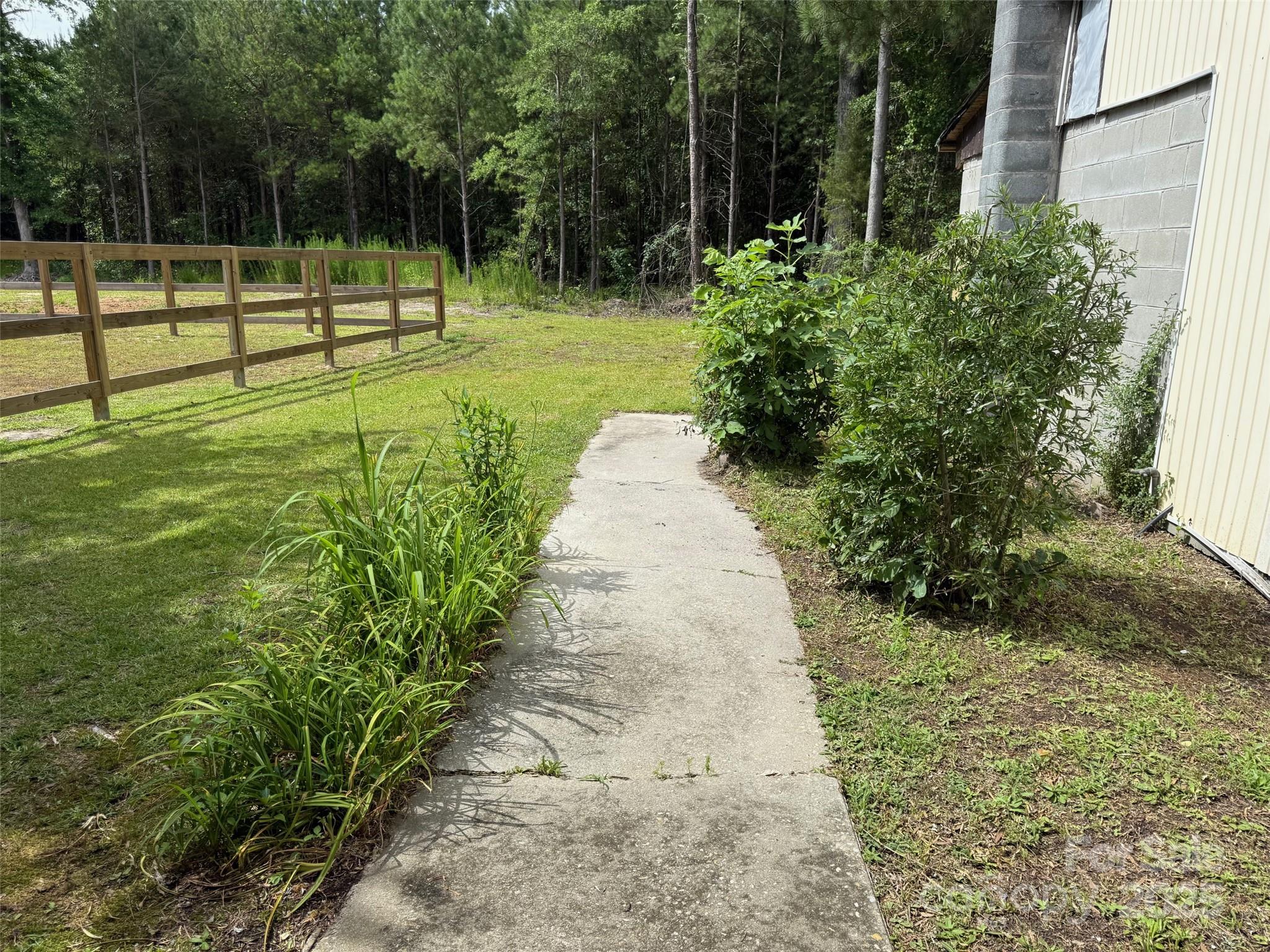2931 Calhoun Road Clio, SC 29525 - Photo 11 of 31 Gallery Image 11