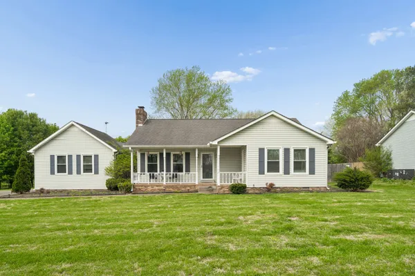 $415,000 | 621 Greystone Drive, Lascassas, TN 37085