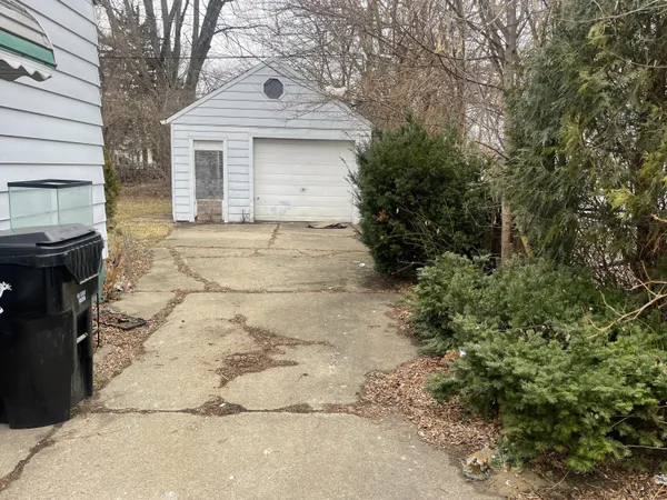 $79,900 | 19205 McCormick Street, Detroit, MI 48224