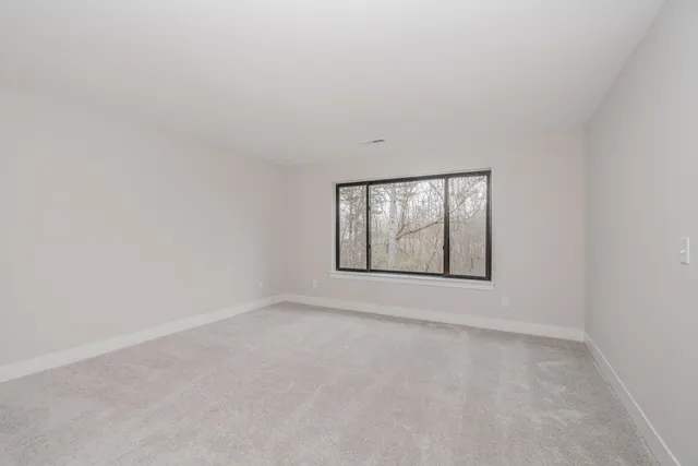 $585,900 | 1303 Gallery Pointe Drive, Saline, MI 48176