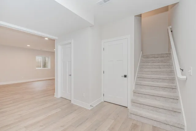 $585,900 | 1303 Gallery Pointe Drive, Saline, MI 48176