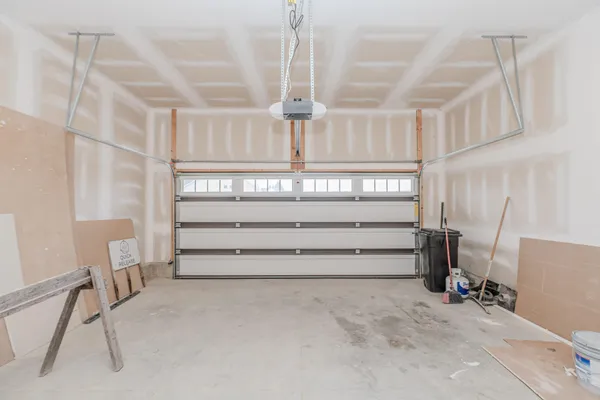 $562,900 | 1303 Gallery Pointe Drive, Saline, MI 48176