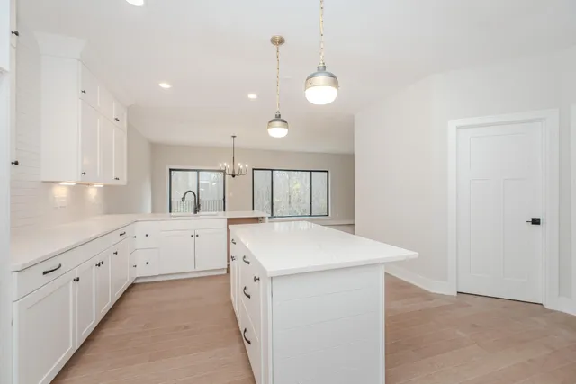 $585,900 | 1303 Gallery Pointe Drive, Saline, MI 48176