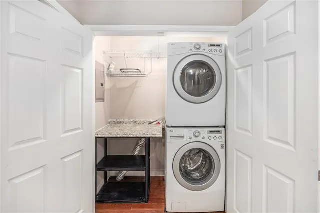 $259,900 | 8044 Halsey Street, Lenexa, KS 66215