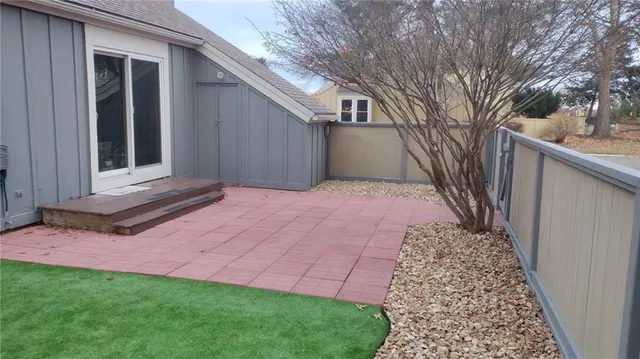 $259,900 | 8044 Halsey Street, Lenexa, KS 66215