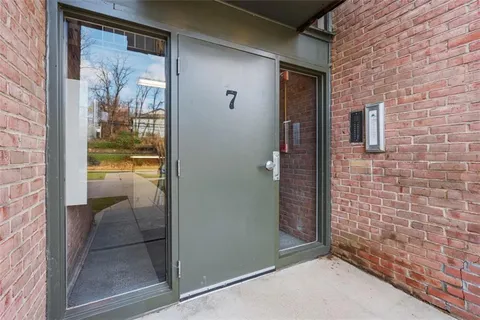 $144,900 | 732 Forest Green Drive, Coraopolis, PA 15108