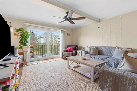 $144,900 | 732 Forest Green Drive, Coraopolis, PA 15108